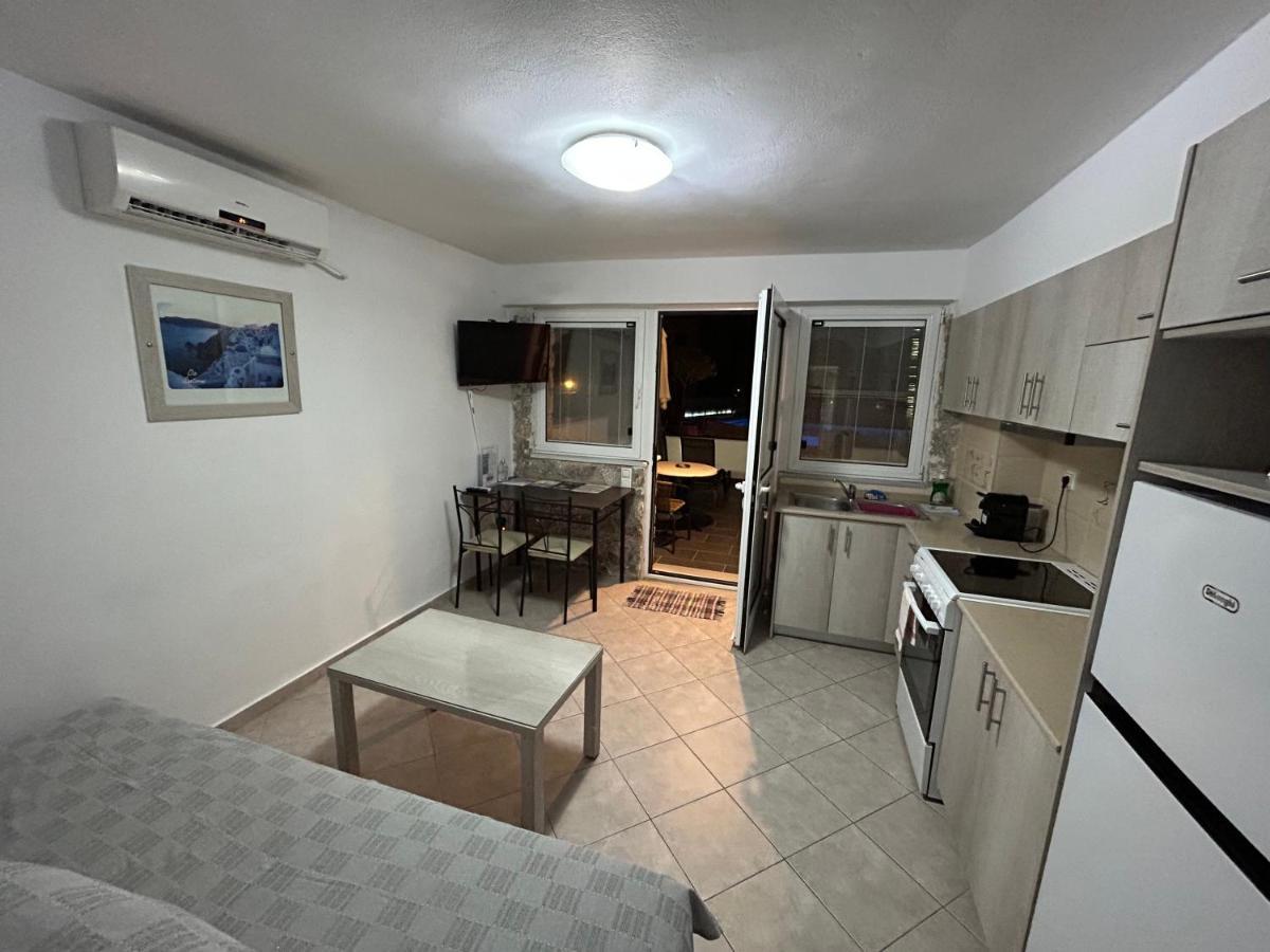 Apartamento Aroma Cavas Pyrgos Kallistis Exterior foto